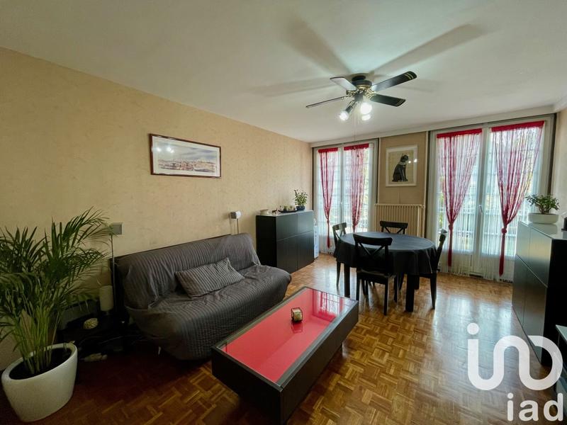 Appartement - 67 m² - 3 pièces