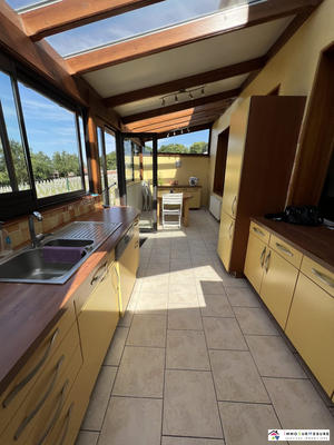 Maison - 130 m² - 9 pièces