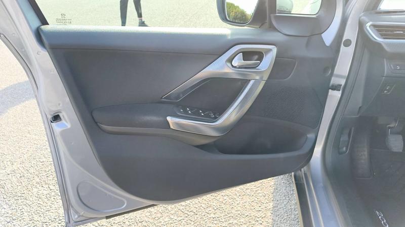 Peugeot 2008 1.2 PureTech 110 Allure