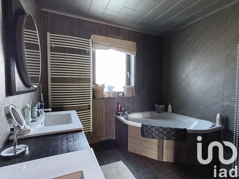 Maison de maîtres - 176 m² - 6 pièces