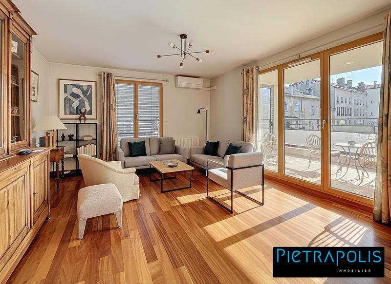 Appartement - 71 m² - 3 pièces