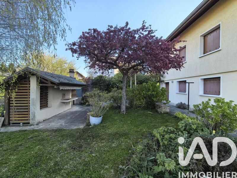 Maison - 170 m² - 1 pièce