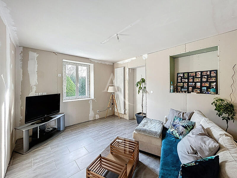 Maison - 155 m² - 8 pièces