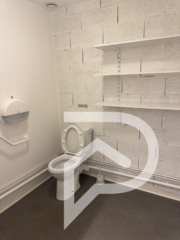 Local commercial - 600 m²