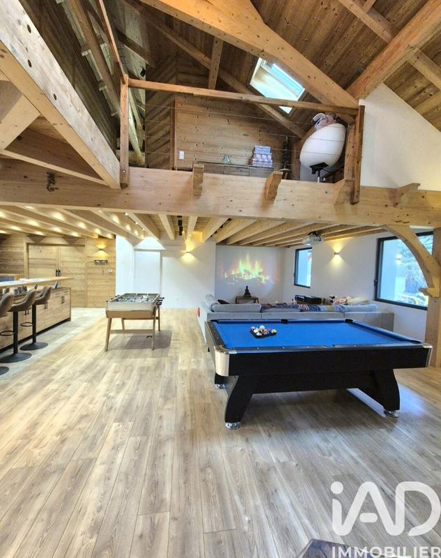 Maison - 180 m² - 5 pièces