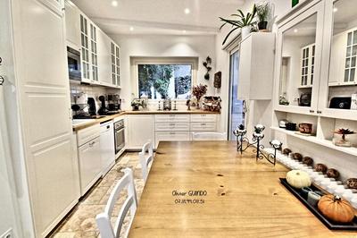 Maison - 98 m² - 5 pièces