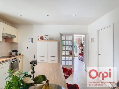 Appartement - 89 m² - 4 pièces