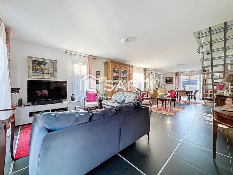 Maison - 175 m² - 6 pièces