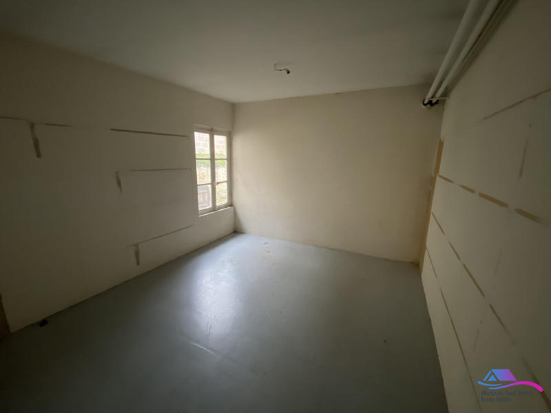 Maison - 171 m² - 8 pièces