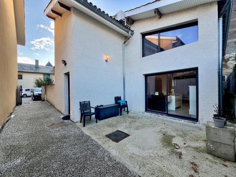 Maison - 96 m² - 4 pièces