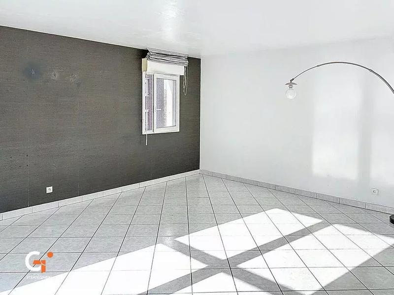 Appartement - 103 m² - 5 pièces