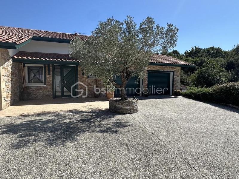 Maison - 145 m² - 4 pièces