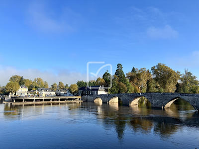 Maison - 322 m² - 12 pièces