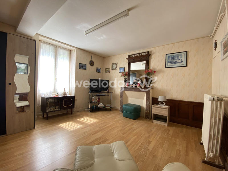 Maison - 95 m² - 5 pièces