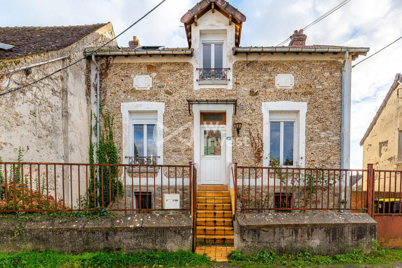 Maison - 110 m² - 6 pièces