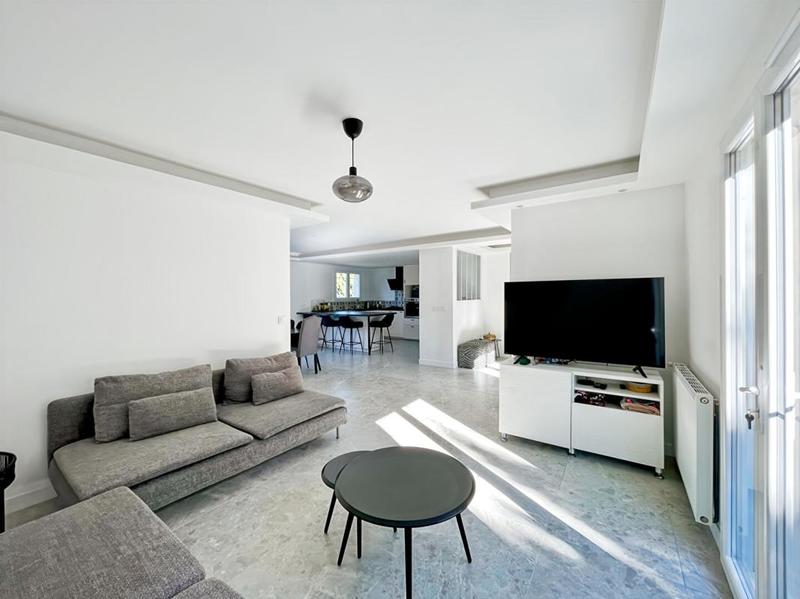 Maison - 102 m² - 5 pièces