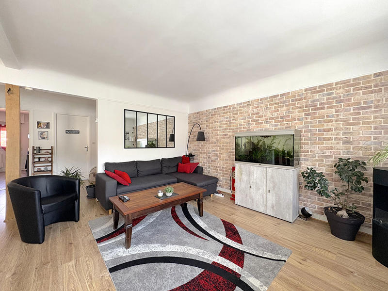 Appartement - 104 m² - 5 pièces