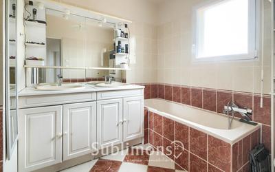 Maison - 120 m² - 5 pièces