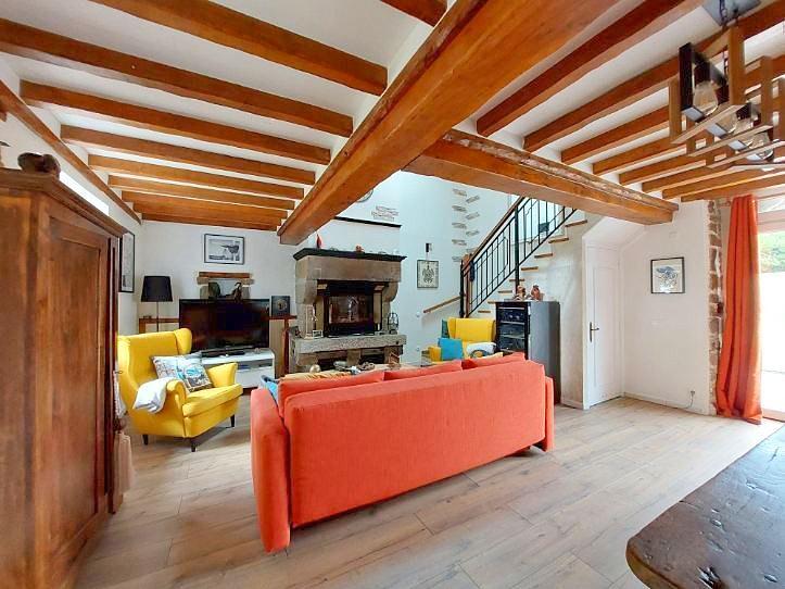 Maison - 102 m² - 4 pièces