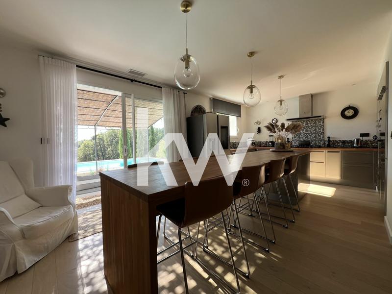 Maison - 157 m² - 6 pièces