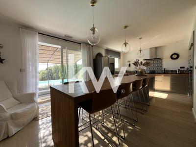 Maison - 157 m² - 6 pièces