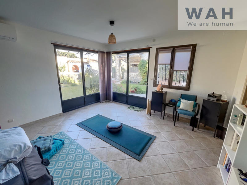 Maison - 101 m² - 5 pièces