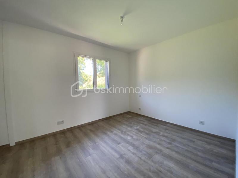 Maison - 130 m² - 7 pièces