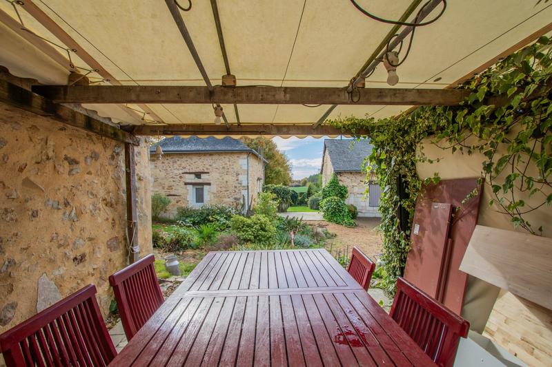 Maison ancienne - 180 m² - 5 pièces