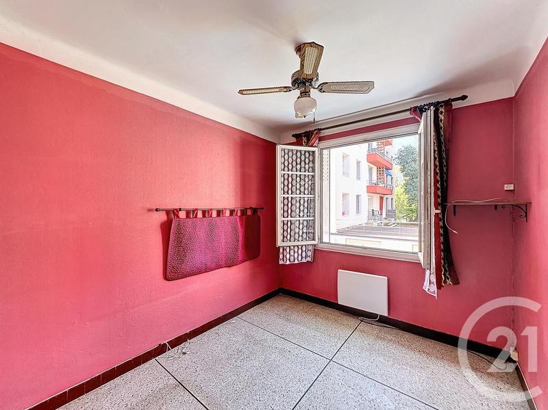 Appartement - 81 m² - 5 pièces