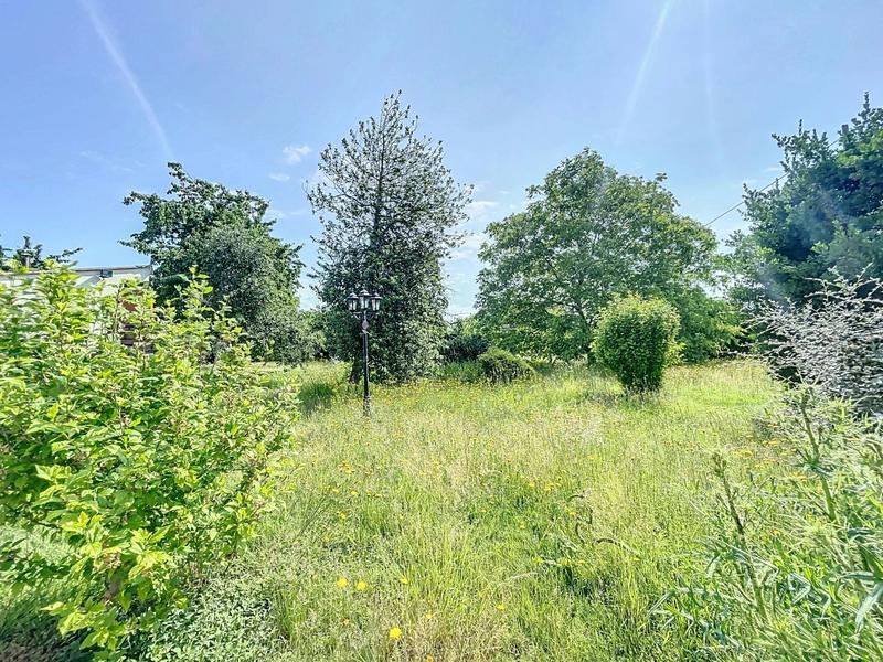 Maison - 170 m² - 9 pièces