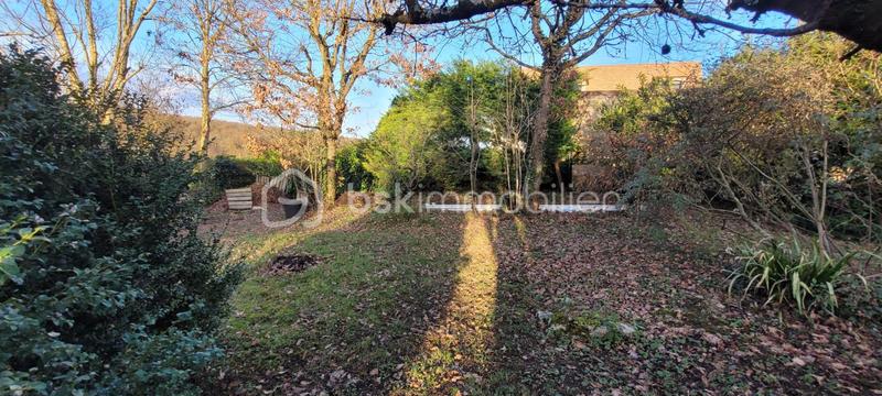 Maison - 107 m² - 7 pièces