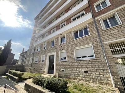 Appartement - 69 m² - 4 pièces