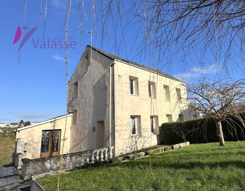 Maison - 87 m² - 4 pièces