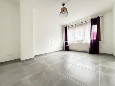 Maison de ville - 90 m² - 4 pièces