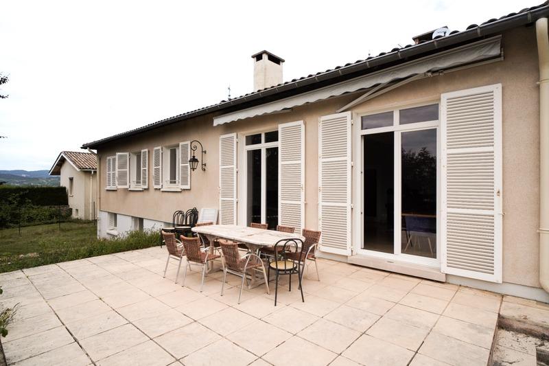 Maison - 225 m² - 9 pièces