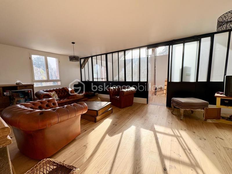 Maison ancienne - 350 m² - 8 pièces