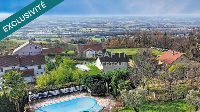 Maison - 210 m² - 8 pièces