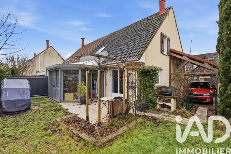 Maison - 88 m² - 6 pièces