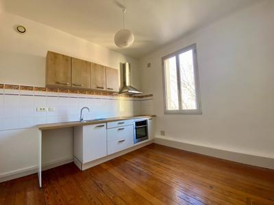 Appartement - 140 m² - 5 pièces