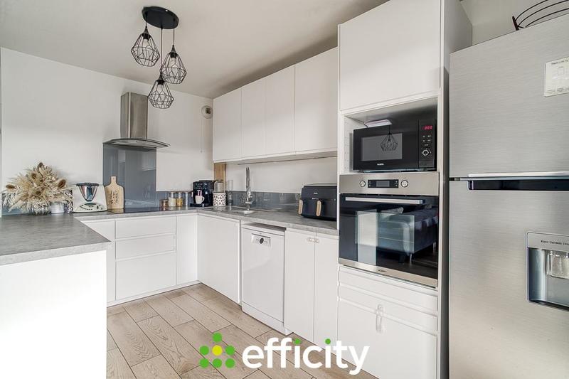 Appartement - 65 m² - 3 pièces