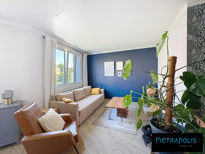 Appartement - 62 m² - 2 pièces