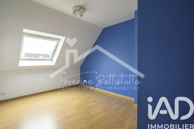 Maison - 121 m² - 7 pièces