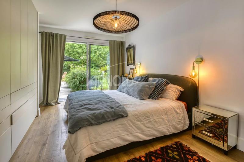 Maison - 191 m² - 8 pièces