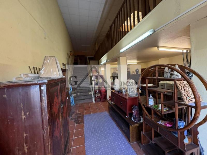 Local commercial - 280 m²
