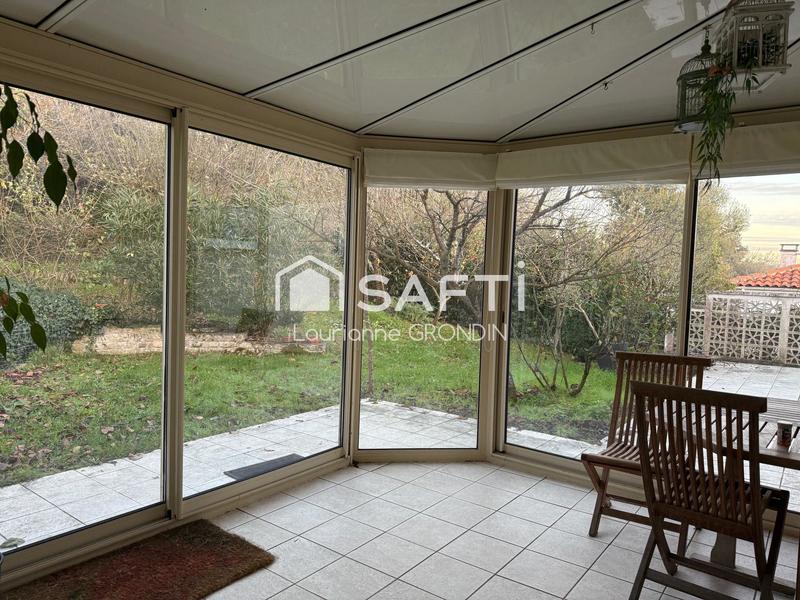 Maison - 95 m² - 5 pièces