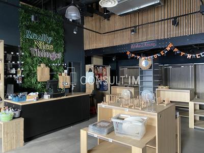 Local commercial - 120 m²