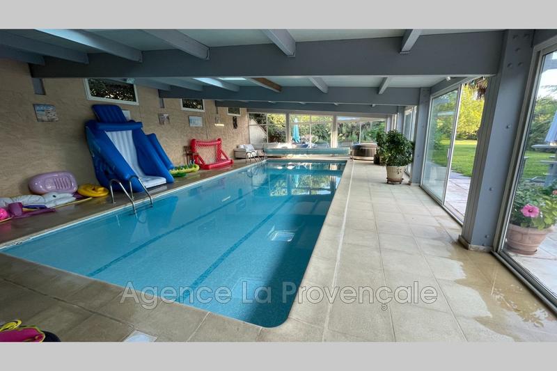 Demeure - 620 m² - 13 pièces