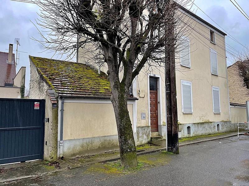 Maison - 91 m² - 6 pièces