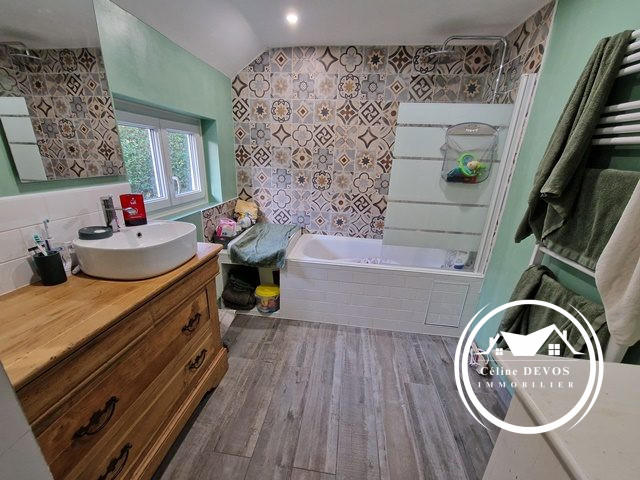 Maison - 105 m² - 4 pièces