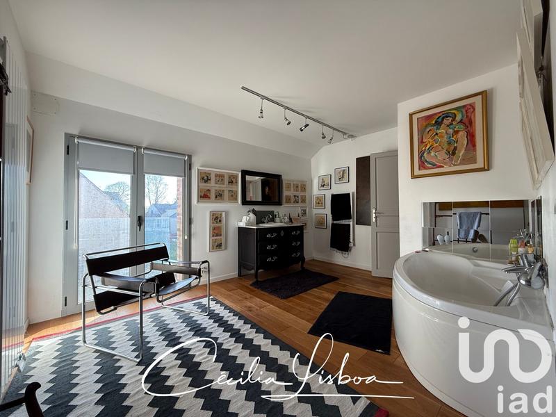 Maison - 257 m² - 5 pièces